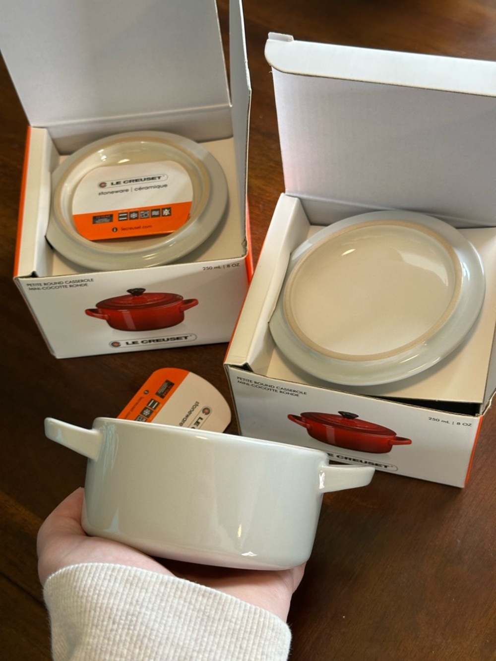 Le Creuset Mini Cocotte Set of 2 8oz Petite Round Casserole Stoneware - Picture 4 of 6